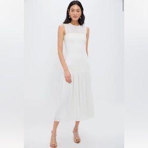 MOON RIVER
Cream Pleated Maxi Dress